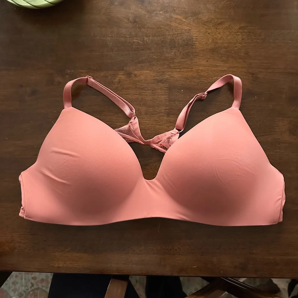 Victoria's Secret Pink Lightly Padded T-Shirt Bra